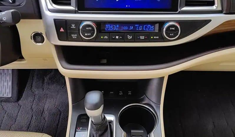 
								Toyota Highlander 2.0T 2019-04 full									