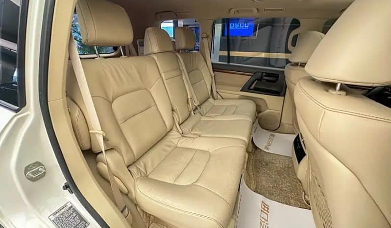 
								Toyota Land Cruiser – 2016-08 full									