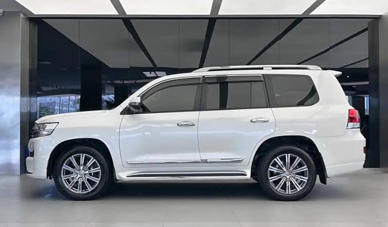
								Toyota Land Cruiser – 2016-08 full									