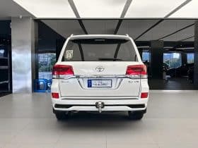 Toyota Land Cruiser – 2016-08