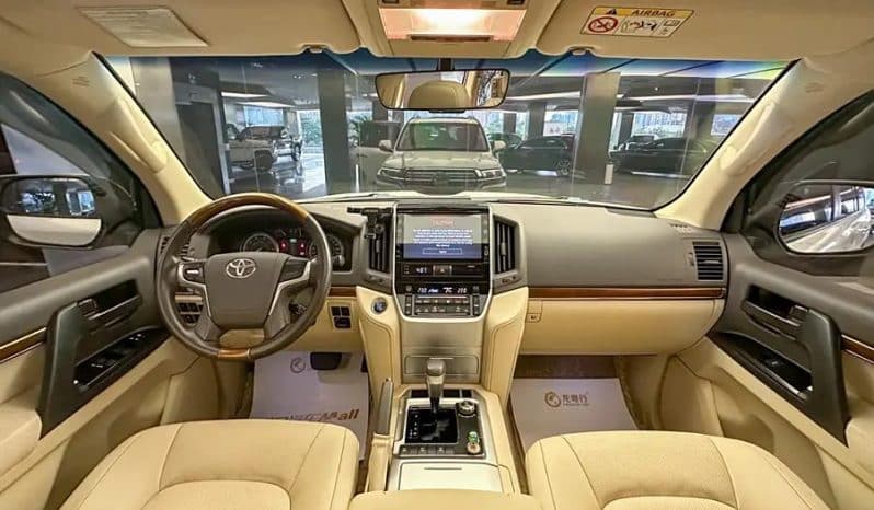 
								Toyota Land Cruiser – 2016-08 full									