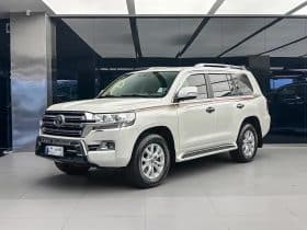 Toyota Land Cruiser – 2016-08