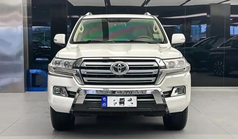 
								Toyota Land Cruiser – 2018-04 full									