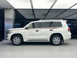 
										Toyota Land Cruiser – 2018-04 full									
