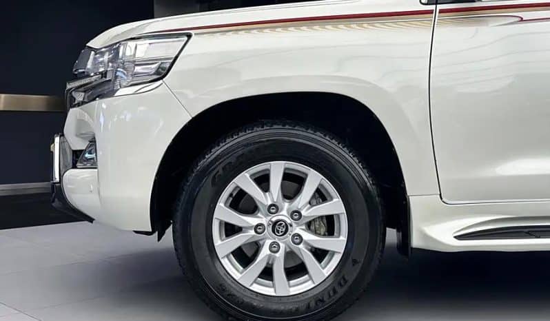 
								Toyota Land Cruiser – 2018-04 full									
