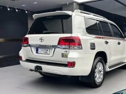 
										Toyota Land Cruiser – 2018-04 full									