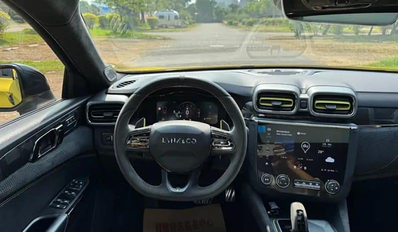 
								Lynk & Co 03 2.0T 2021 full									