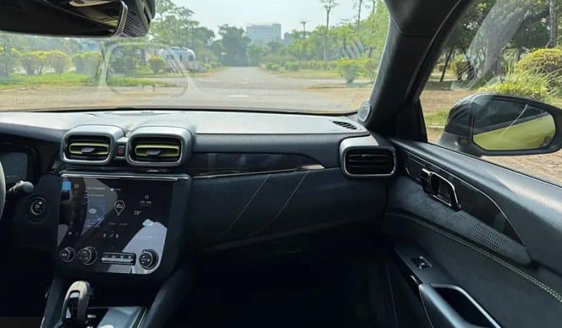 
								Lynk & Co 03 2.0T 2021 full									