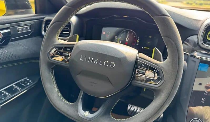 
								Lynk & Co 03 2.0T 2021 full									