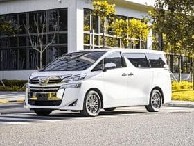 Toyota Vellfire 2.5L 2020-05