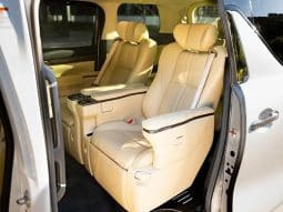 
										Toyota Vellfire 2.5L 2020-05 full									