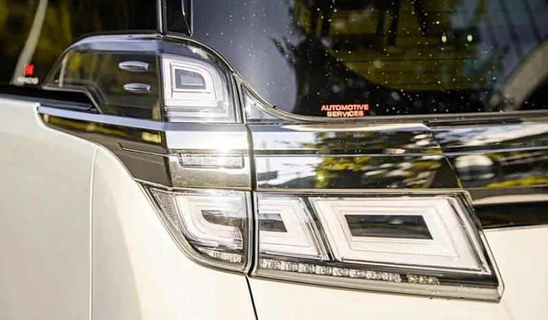 
								Toyota Vellfire 2.5L 2020-05 full									