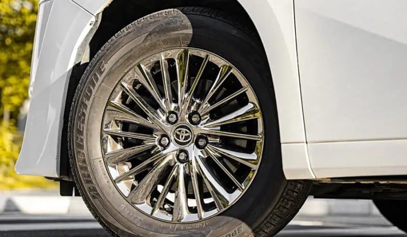 
								Toyota Vellfire 2.5L 2020-05 full									