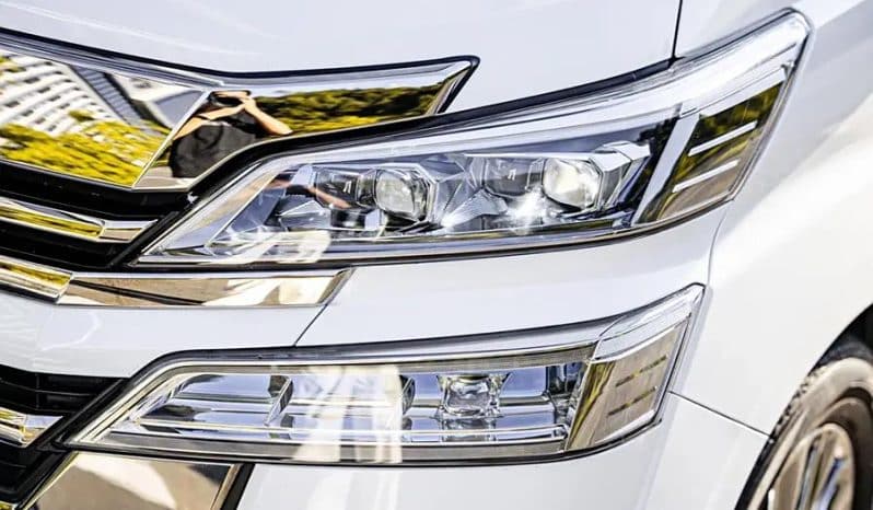 
								Toyota Vellfire 2.5L 2020-05 full									