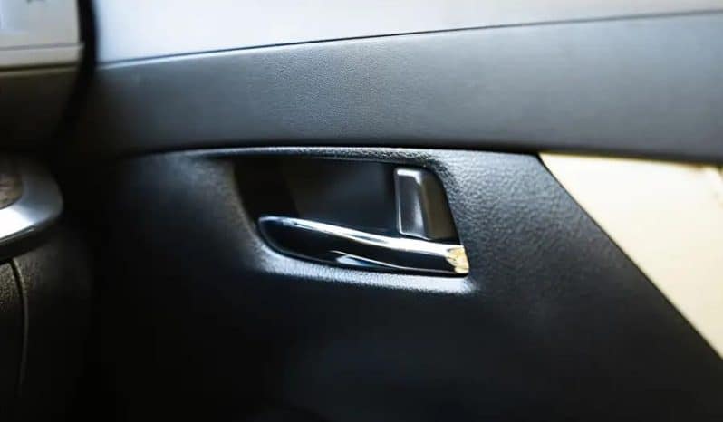 
								Toyota Vellfire 2.5L 2020-05 full									