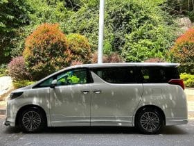 Toyota Vellfire 2.5L 2021-04