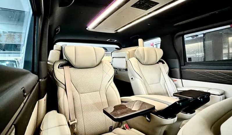 
								Toyota Crown Vellfire 2.5L full									