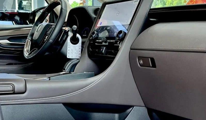 
								Toyota Crown Vellfire 2.5L full									