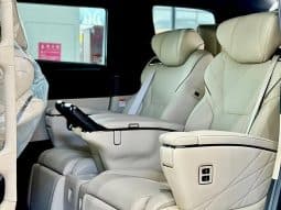 
										Toyota Crown Vellfire 2.5L full									