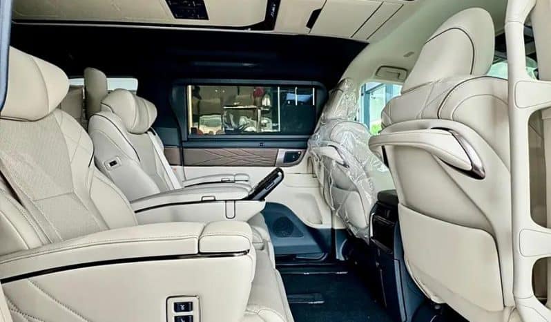 
								Toyota Crown Vellfire 2.5L full									