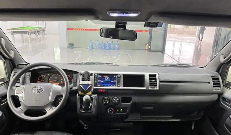
								Toyota Hiace 2.7L 2016-01 full									