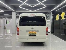 Toyota Hiace 2.7L 2016-01