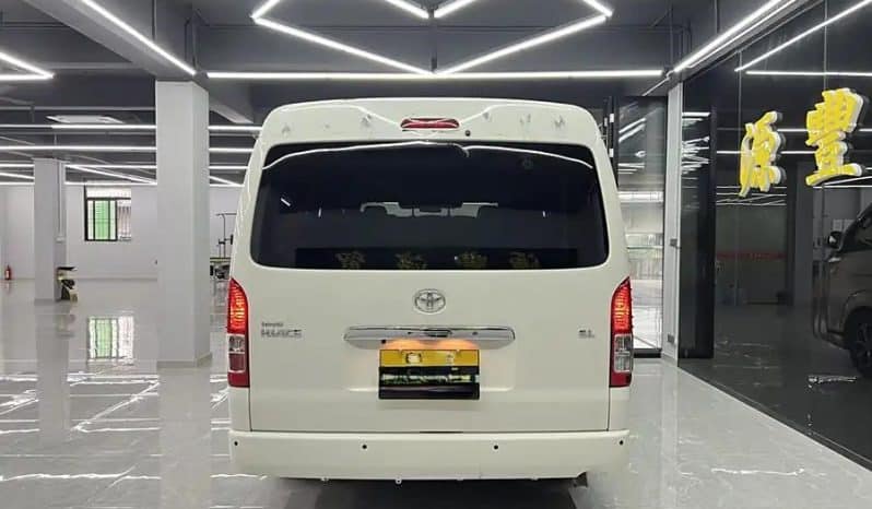 
								Toyota Hiace 2.7L 2016-01 full									