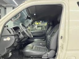 
										Toyota Hiace 2.7L 2016-01 full									