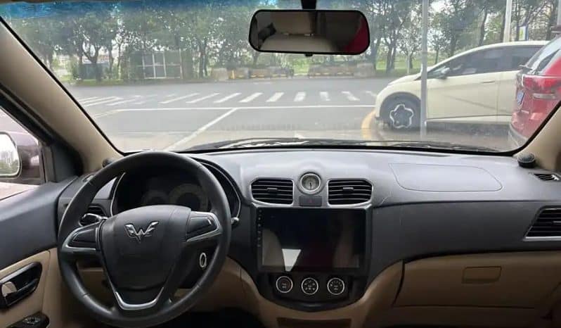 
								Wuling Hongguang 1.5L 2014-01 full									