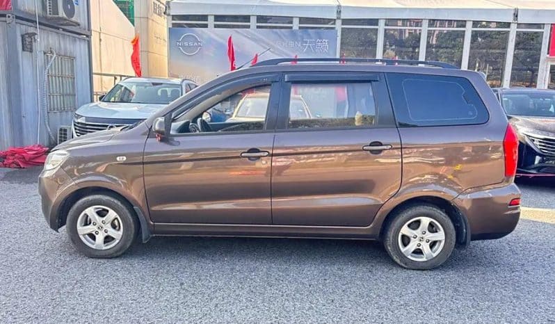 
								Dongfeng Fengguang 1.5L 2015-02 full									
