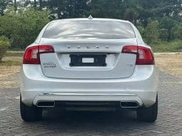 
										Volvo S60L T5 2.0T 2015-10 full									
