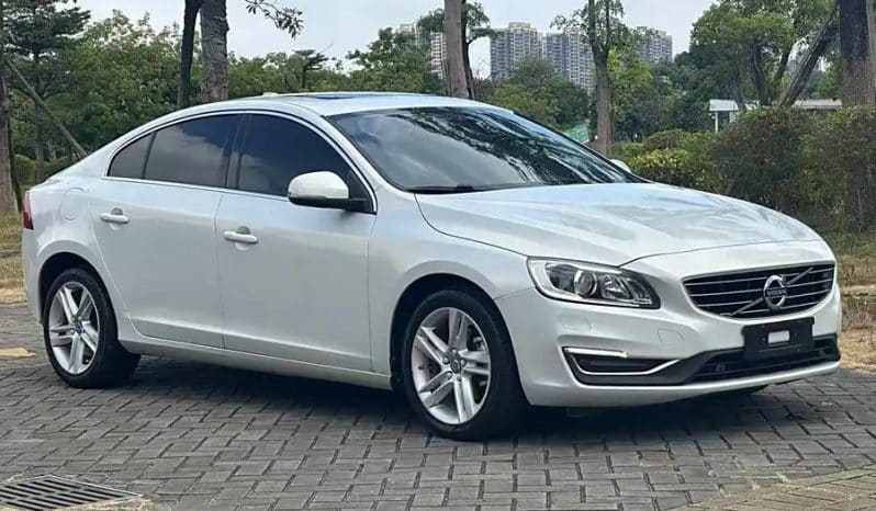 
								Volvo S60L T5 2.0T 2015-10 full									