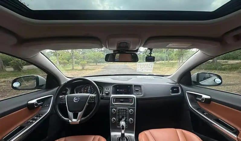 
								Volvo S60L T5 2.0T 2015-10 full									