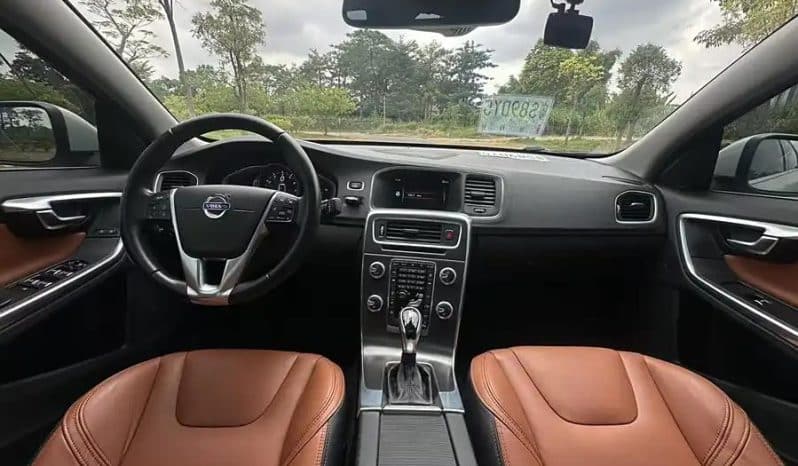 
								Volvo S60L T5 2.0T 2015-10 full									