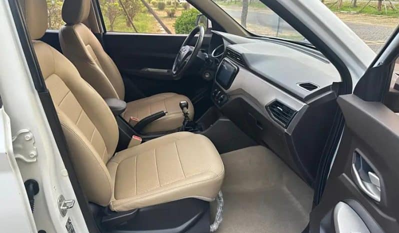 
								Wuling Hongguang 1.5L 2019-09 full									