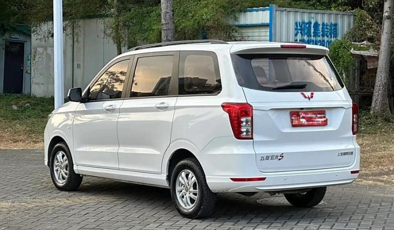 
								Wuling Hongguang 1.5L 2019-09 full									