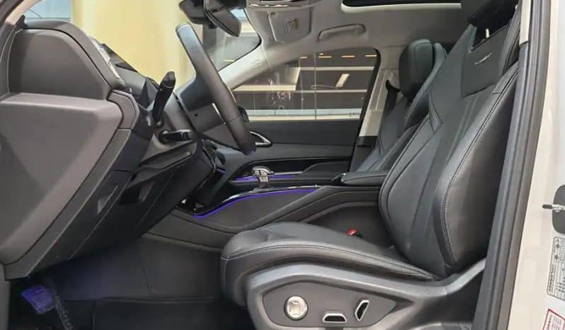 
								HongQi HS3 2.0T 2023-07 full									