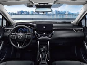 Toyouta COROLLA CROSS