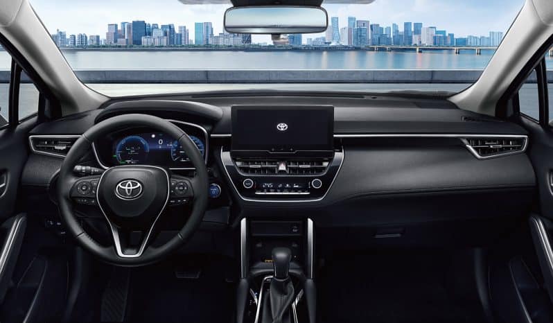 
								Toyouta COROLLA CROSS full									