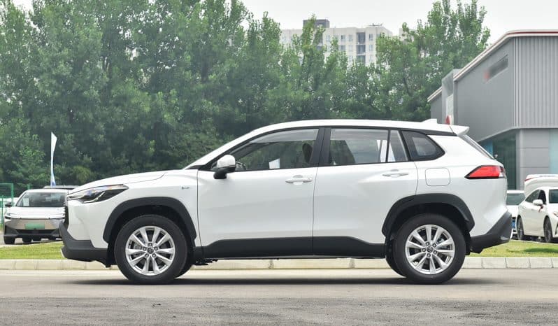 
								Toyouta COROLLA CROSS full									