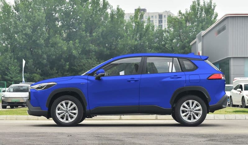 
								Toyouta COROLLA CROSS full									