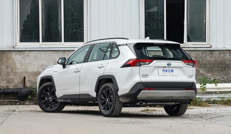 
								Toyota RAV4 full									