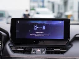 
										Toyota RAV4 full									