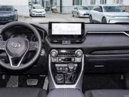 
										Toyota RAV4 full									