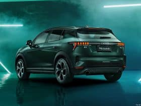 Lynk&Co 06