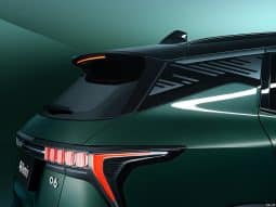 
										Lynk&Co 06 full									