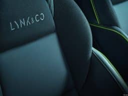 
										Lynk&Co 06 full									