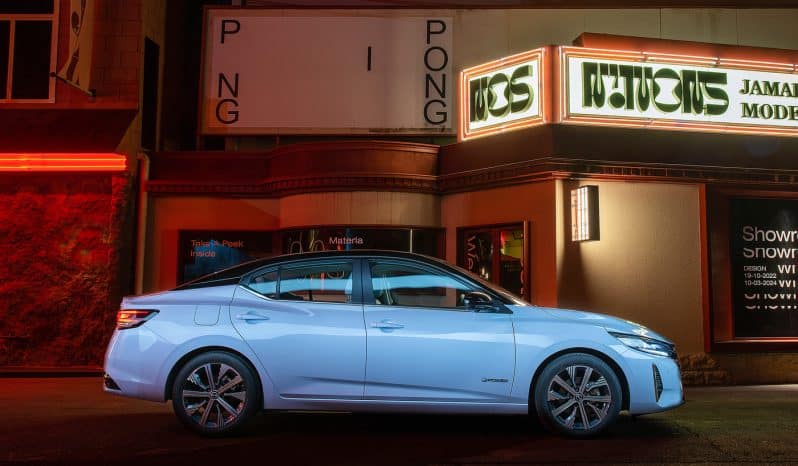 
								Nissan Sylphy 2023 full									