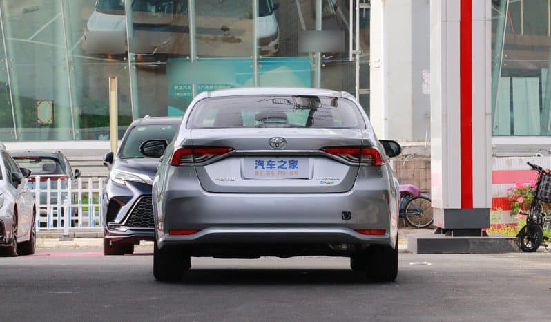 
								Toyota Corolla full									