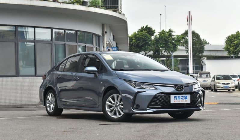 
								Toyota Corolla full									